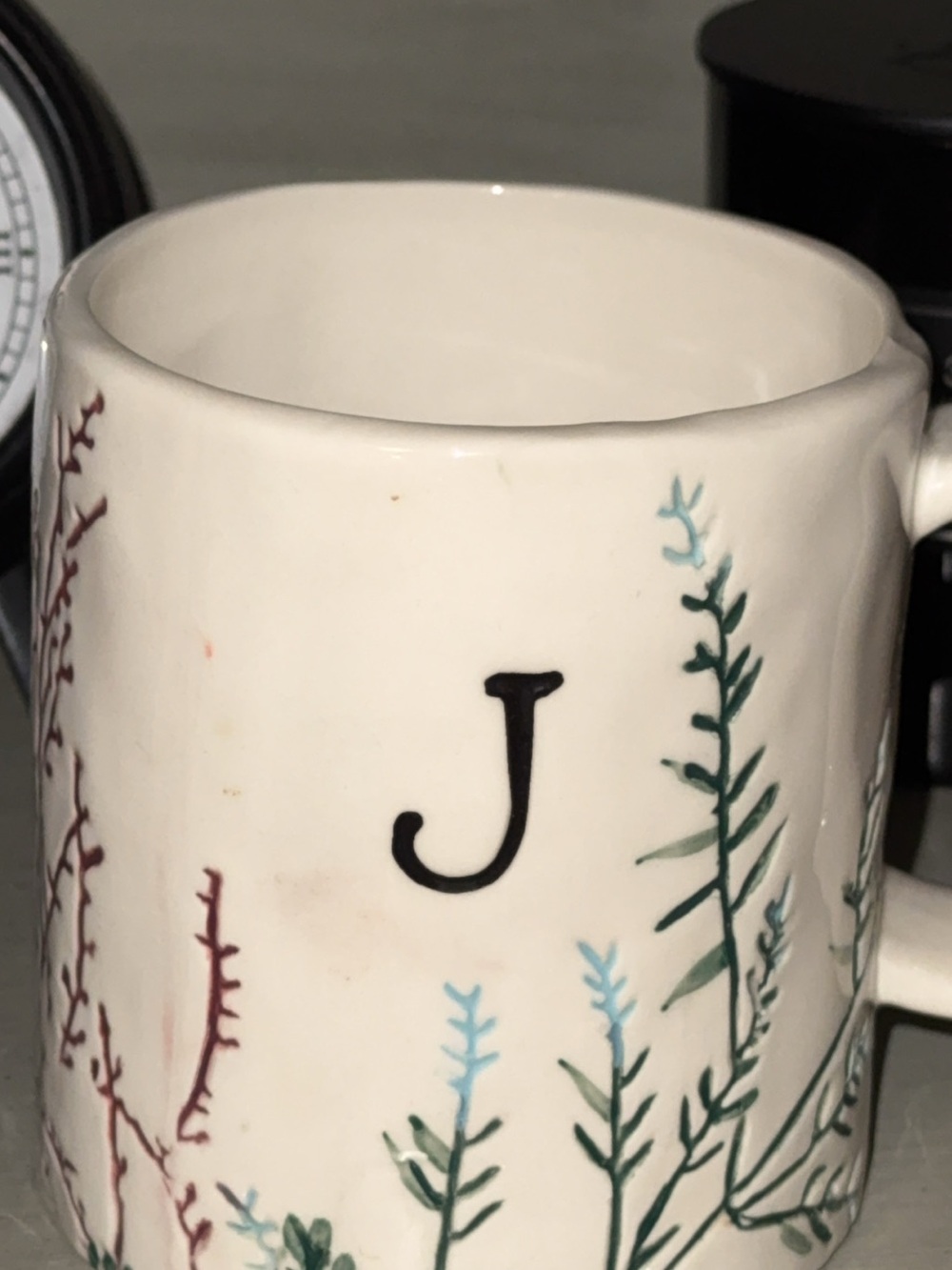ANTHROPOLOGIE Dagny Monogram Coffee Tea Mug Cup 14.5oz Hand painted Stoneware - Picture 6 of 10